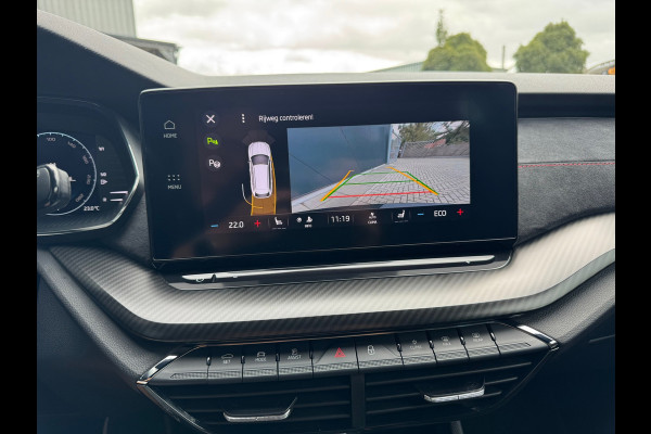 Škoda Octavia Combi 1.4 TSI RS iV * Adaptief Onderstel * Head-up Display * Stoelverwarming *