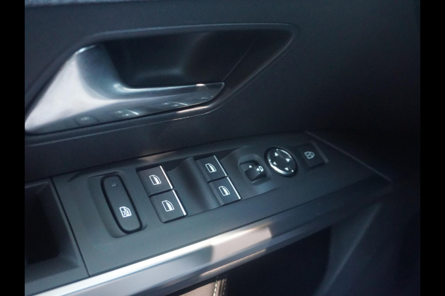 Peugeot E-5008 GT Avantage 73 kWh Peugeot E-5008 GT Avantage 73 kWh