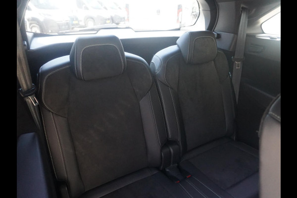 Peugeot E-5008 GT Avantage 73 kWh Peugeot E-5008 GT Avantage 73 kWh
