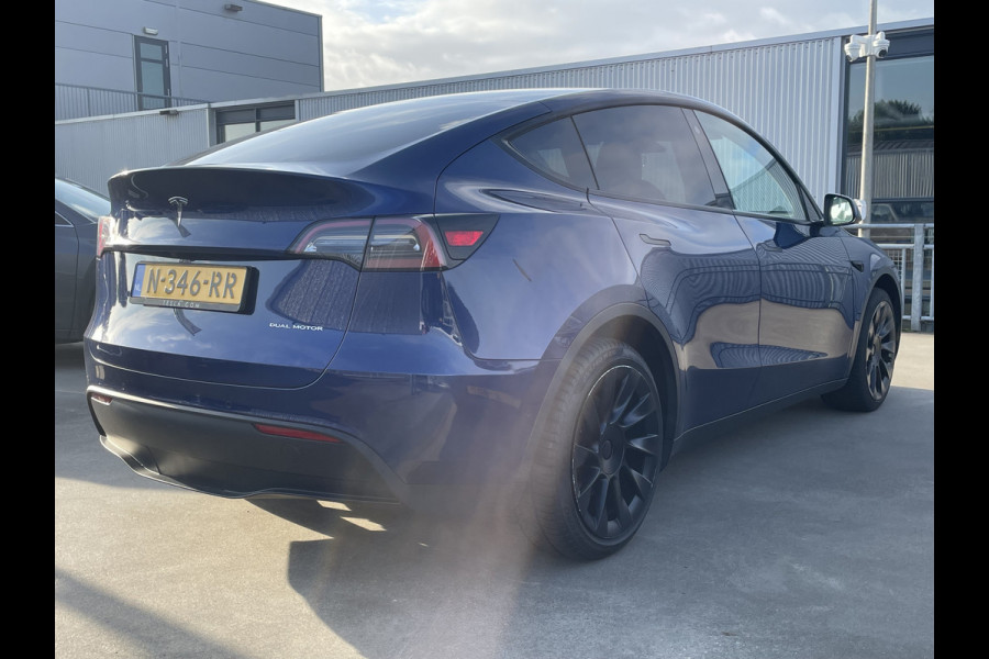 Tesla Model Y Long Range AWD 75 kWh | 20" Zwarte Turbine Velgen | Panoramadak | Incl BTW | Meer foto's volgen!