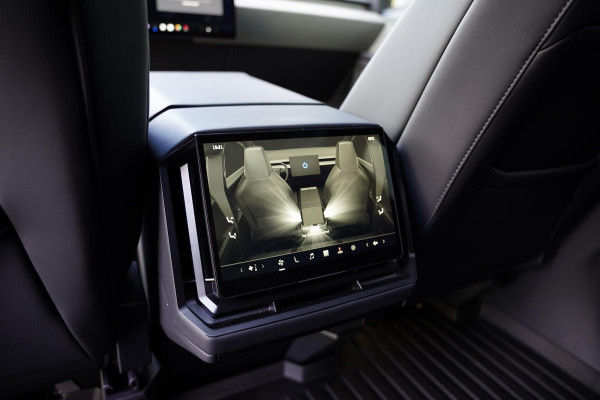Tesla Cybertruck AWD 100 kWh Foundation Series EXPORT PRICE