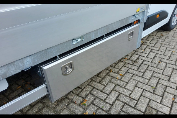 Renault Master E-TECH 87 KW FWD EL - INFRA OPEN LAADBAK 4.40 METER / TREKHAAK 2000 KG. - OPBOUW HARTOG-EST