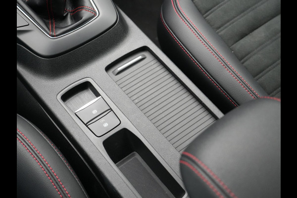 Ford Kuga 1.5 EcoBoost ST-Line X 150pk 1800kg Trekgewicht Dealer O.H | Cruise Control | Bang&Olufsen Sound | Alcantara Sportstoelen Verwarmd | Keyless | Lane Assist | Sportstuur Verwarmd | Navigatie | Virtual | DAB |