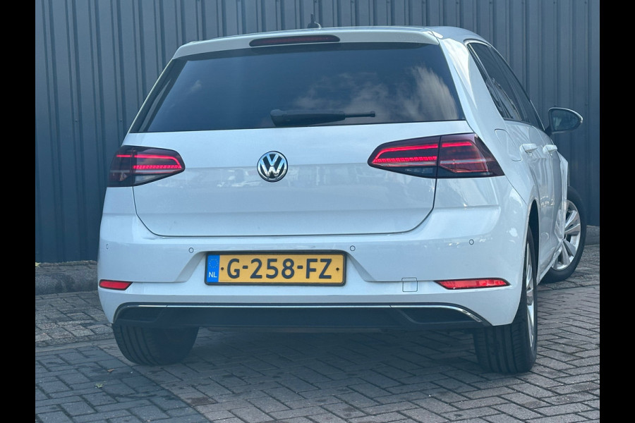 Volkswagen Golf 1.0 TSI Highline