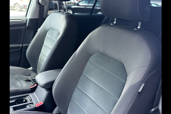 Volkswagen Golf 1.0 TSI Highline
