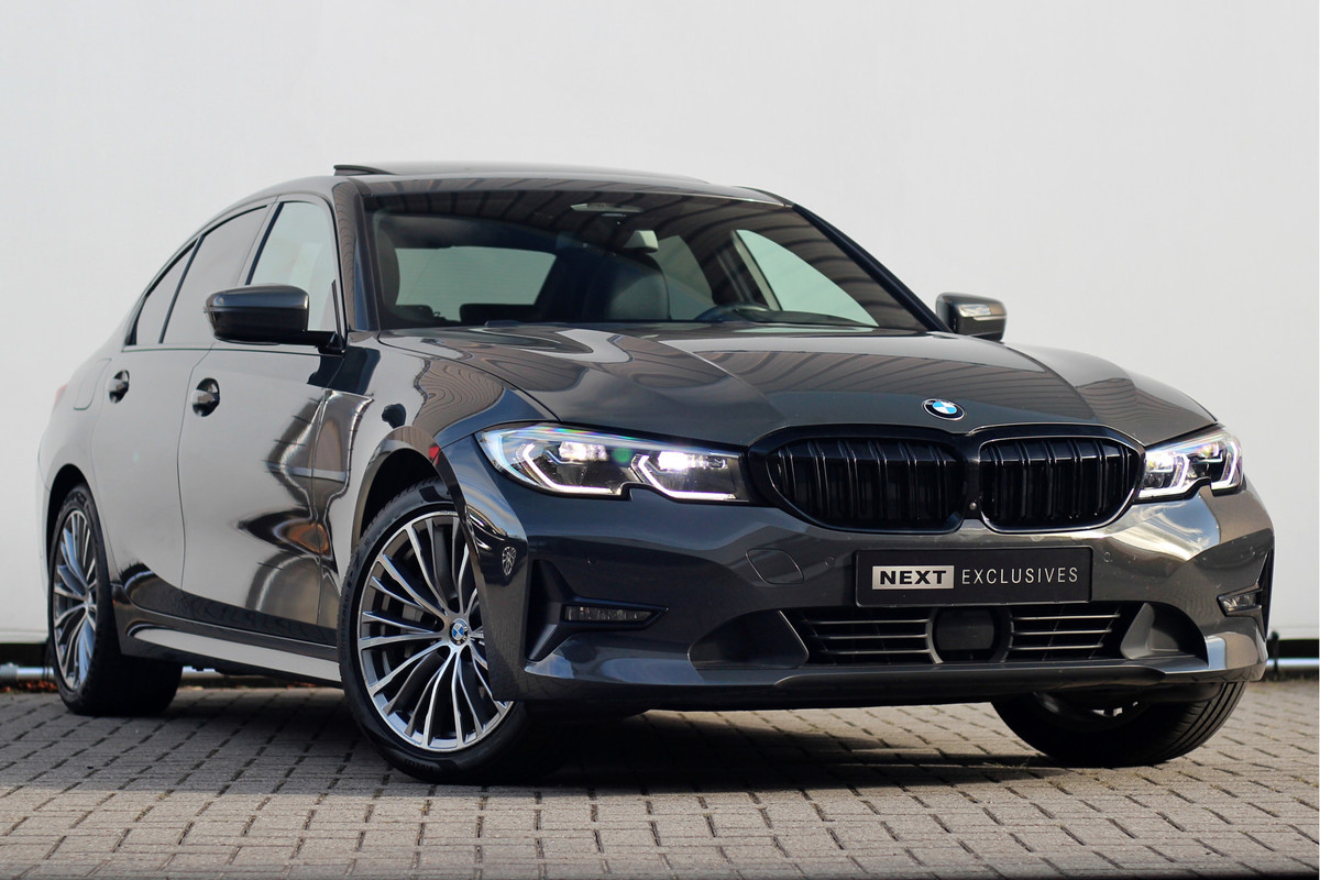 BMW 3-serie 330e High Executive | Pano | Individual | ACC | Head-up | 360 BMW 3-serie 330e High Executive | Pano | Individual | ACC | Head-up | 360