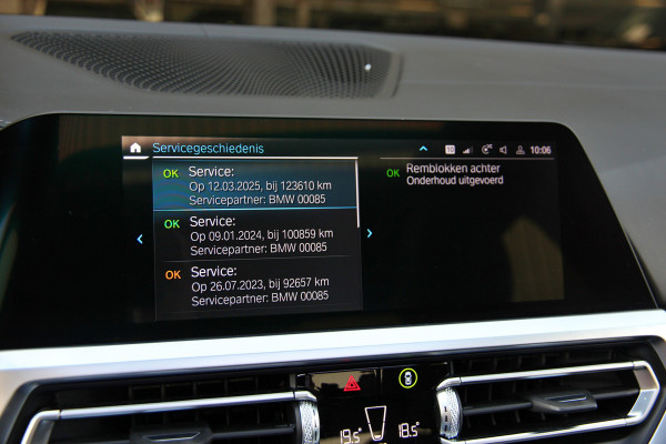 BMW 3-serie 330e High Executive | Pano | Individual | ACC | Head-up | 360
