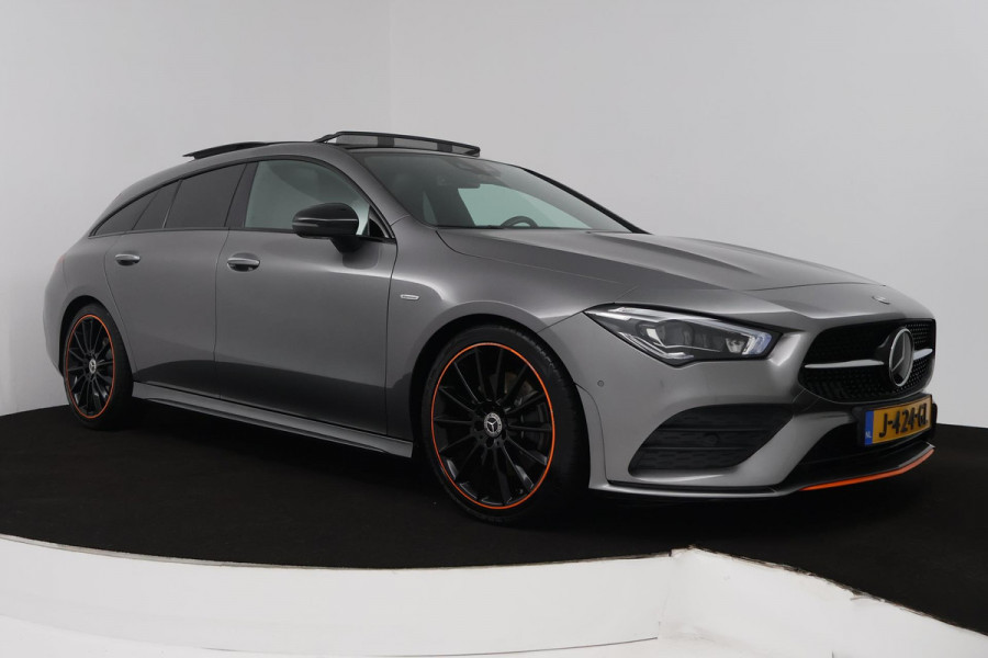 Mercedes-Benz CLA-Klasse Shooting Brake 200 Premium Plus (PANORAMADAK, EDITION, STOELVERWARMING, SFEERVERLICHTING, ELEKTR STOELEN)