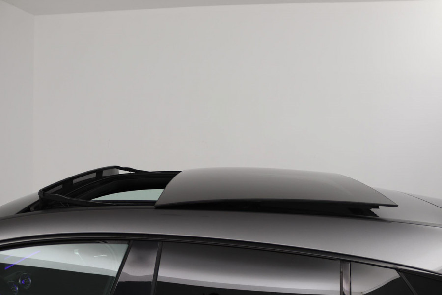 Mercedes-Benz CLA-Klasse Shooting Brake 200 Premium Plus (PANORAMADAK, EDITION, STOELVERWARMING, SFEERVERLICHTING, ELEKTR STOELEN)