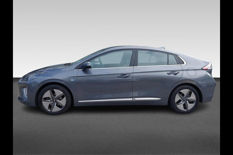 Hyundai IONIQ 1.6 GDi Comfort - Plus Automaat | afn. Trekhaak | Navigatie