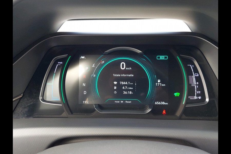 Hyundai IONIQ 1.6 GDi Comfort - Plus Automaat | afn. Trekhaak | Navigatie