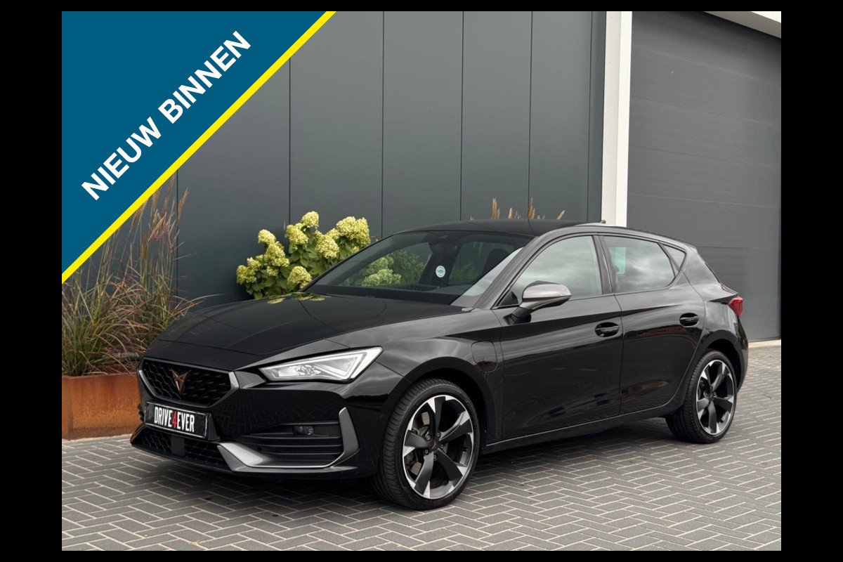 CUPRA Leon 1.4 e-Hyb Black Ed. VZ 245pk NAVI ACC ECC PDC LEDER SPORTVELGEN CUPRA Leon 1.4 e-Hyb Black Ed. VZ 245pk NAVI ACC ECC PDC LEDER SPORTVELGEN