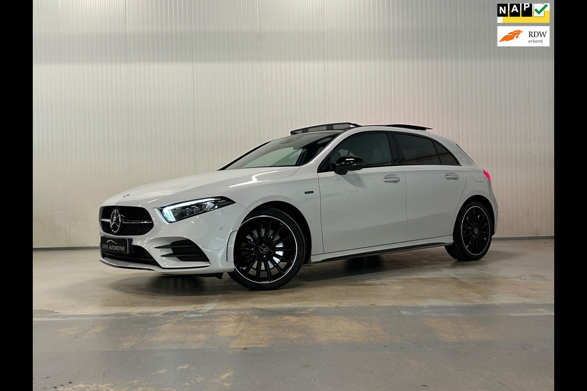 Mercedes-Benz A-Klasse 250 e Premium Plus | AMG/NIGHT | EDITION | FULL OPTIONS
