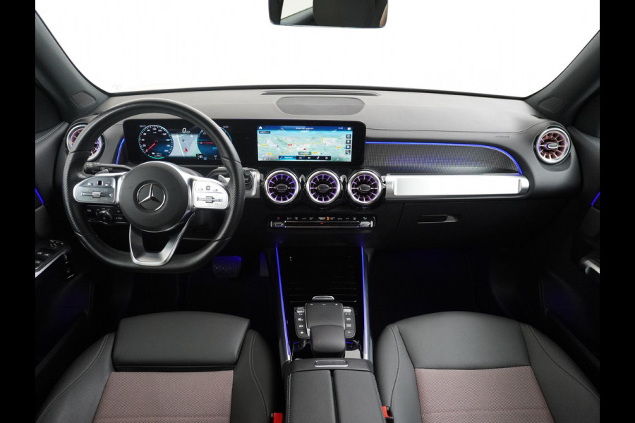 Mercedes-Benz EQB 350 4MATIC Luxury Line 67 kWh Achteruitrijcamera | Sfeerverlichting | Stoelverwarming | Full LED | Rijklaar geleverd met onderhoud en 12 mnd BOVAG garantie Mercedes-Benz EQB 350 4MATIC Luxury Line 67 kWh Achteruitrijcamera | Sfeerverlichting | Stoelverwarming | Full LED | Rijklaar geleverd met onderhoud en 12 mnd BOVAG garantie