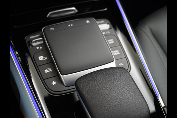 Mercedes-Benz EQB 350 4MATIC Luxury Line 67 kWh Achteruitrijcamera | Sfeerverlichting | Stoelverwarming | Full LED | Rijklaar geleverd met onderhoud en 12 mnd BOVAG garantie Mercedes-Benz EQB 350 4MATIC Luxury Line 67 kWh Achteruitrijcamera | Sfeerverlichting | Stoelverwarming | Full LED | Rijklaar geleverd met onderhoud en 12 mnd BOVAG garantie