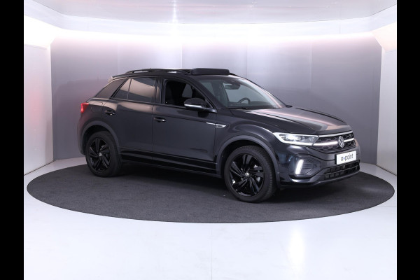 Volkswagen T-Roc 1.5 TSI R-Line 150 PK DSG (Automaat) | Verlengde garantie | Black Style | Panorama dak | LED Matrix koplampen | Adaptieve cruise |