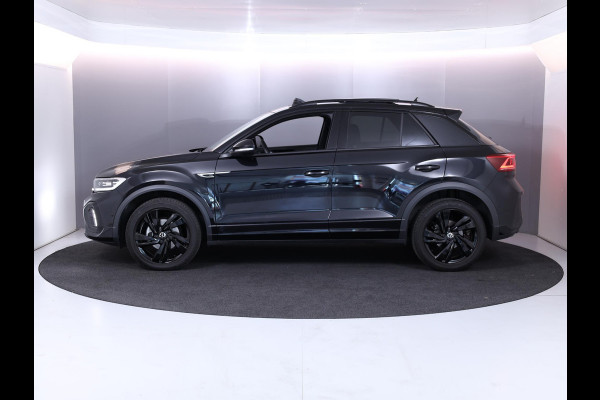 Volkswagen T-Roc 1.5 TSI R-Line 150 PK DSG (Automaat) | Verlengde garantie | Black Style | Panorama dak | LED Matrix koplampen | Adaptieve cruise |