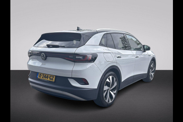 Volkswagen ID.4 First 77 kWh 204 pk | SOH 93% | Navigatie | Parkeersensoren | Achteruitrijcamera | Adaptieve cruise control | LED koplampen | Stoelverwarming |