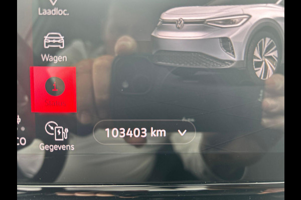 Volkswagen ID.4 First 77 kWh 204 pk | SOH 93% | Navigatie | Parkeersensoren | Achteruitrijcamera | Adaptieve cruise control | LED koplampen | Stoelverwarming |