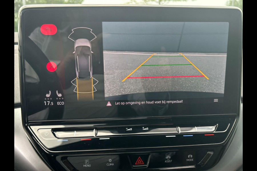 Volkswagen ID.4 First 77 kWh 204 pk | SOH 93% | Navigatie | Parkeersensoren | Achteruitrijcamera | Adaptieve cruise control | LED koplampen | Stoelverwarming |