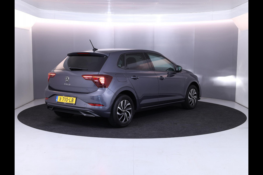 Volkswagen Polo 1.0 TSI Life 95 pk Automaat (DSG) | Verlengde garantie | Navigatie | Parkeersensoren | Achteruitrijcamera | Adaptieve cruise control | Stoelverwarming |