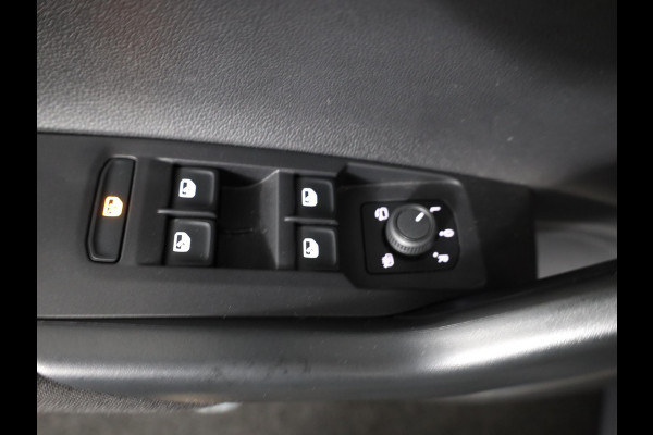 Volkswagen Polo 1.0 TSI Life 95 pk Automaat (DSG) | Verlengde garantie | Navigatie | Parkeersensoren | Achteruitrijcamera | Adaptieve cruise control | Stoelverwarming |