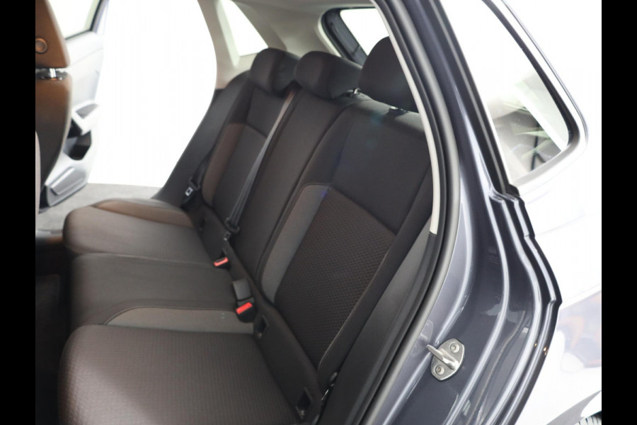 Volkswagen Polo 1.0 TSI Life 95 pk Automaat (DSG) | Verlengde garantie | Navigatie | Parkeersensoren | Achteruitrijcamera | Adaptieve cruise control | Stoelverwarming |