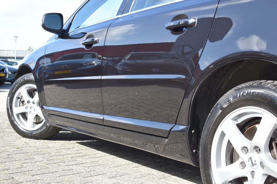 Volvo V70 D3 150PK Automaat Polar ACC | Xenon | Trekhaak | Leder | Standkachel | Stoelverwarming