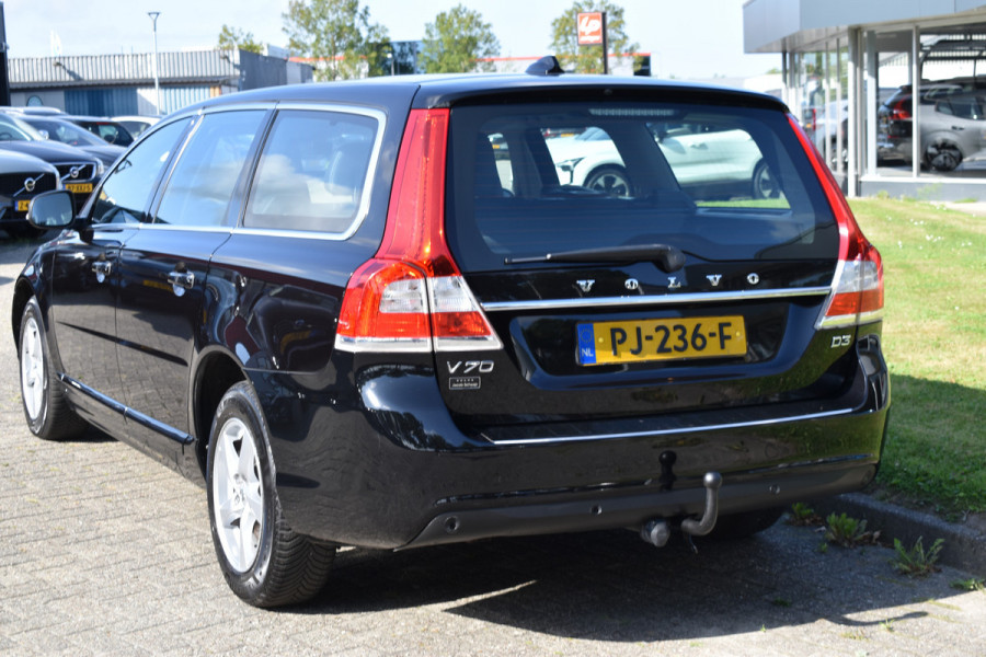 Volvo V70 D3 150PK Automaat Polar ACC | Xenon | Trekhaak | Leder | Standkachel | Stoelverwarming