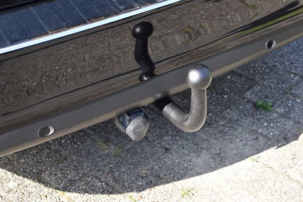 Volvo V70 D3 150PK Automaat Polar ACC | Xenon | Trekhaak | Leder | Standkachel | Stoelverwarming
