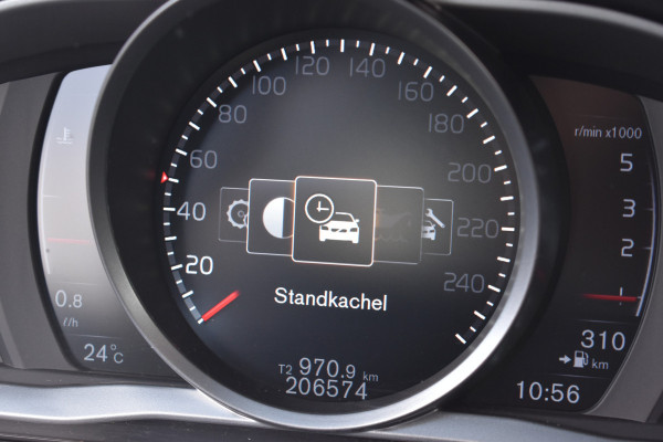 Volvo V70 D3 150PK Automaat Polar ACC | Xenon | Trekhaak | Leder | Standkachel | Stoelverwarming
