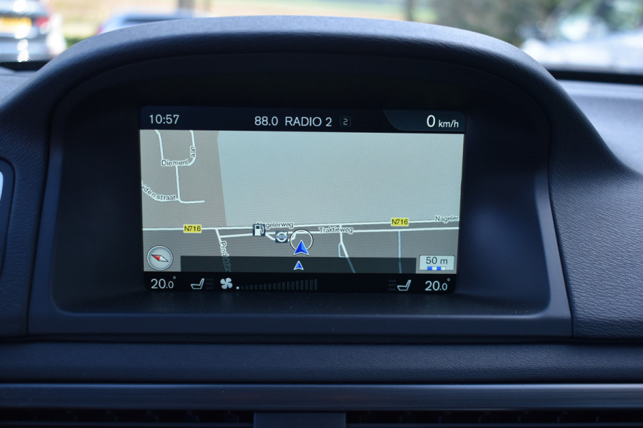 Volvo V70 D3 150PK Automaat Polar ACC | Xenon | Trekhaak | Leder | Standkachel | Stoelverwarming