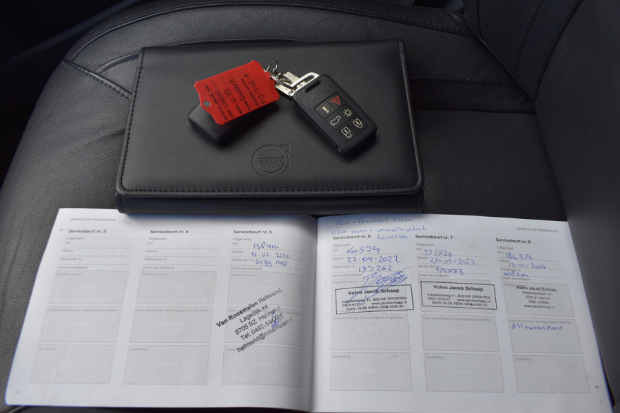 Volvo V70 D3 150PK Automaat Polar ACC | Xenon | Trekhaak | Leder | Standkachel | Stoelverwarming