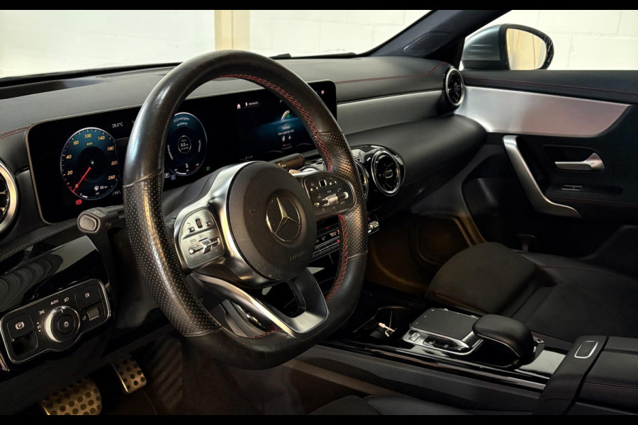 Mercedes-Benz CLA-Klasse 200 Advantage AMG-pakket Camera/Sfeer
