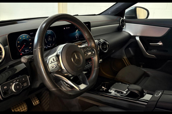 Mercedes-Benz CLA-Klasse 200 Advantage AMG-pakket Camera/Sfeer
