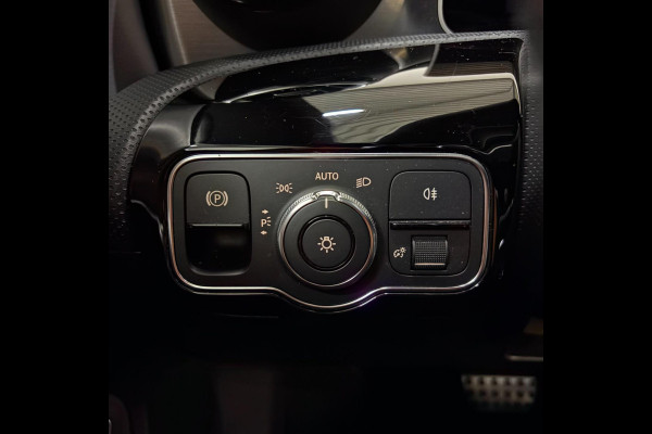 Mercedes-Benz CLA-Klasse 200 Advantage AMG-pakket Camera/Sfeer