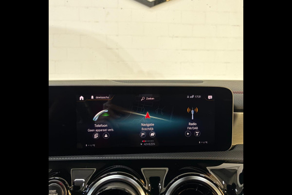 Mercedes-Benz CLA-Klasse 200 Advantage AMG-pakket Camera/Sfeer