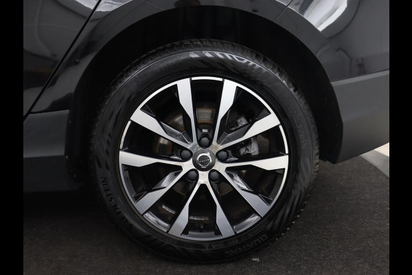 Volvo V40 Cross Country 1.5 T3 Polar+ Luxury | Panoramadak | Automaat | Camera | Full LED | Stoelverwarming | Bluetooth | Leder | Cruise control | Harman Kardon