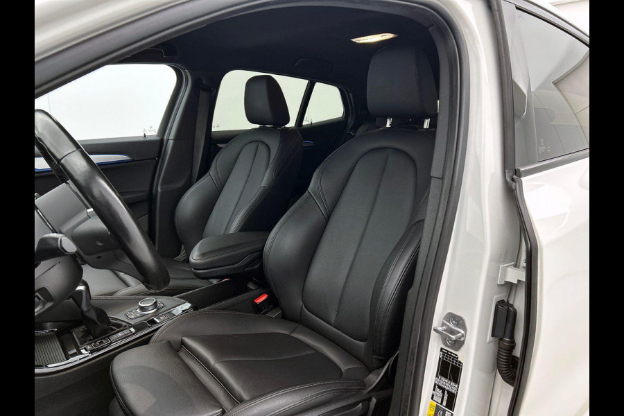 BMW X2 xDrive25e High Executive M-SPORT | LEER | EL-ACHTERKLEP