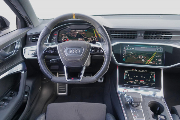 Audi RS6 Avant TFSI quattro / ABT uitlaat / RS dynamic pack / Vierwielsturing / 23 Inch LMV / Incl. BTW / Luchtvering / Pano / B&O Audi RS6 Avant TFSI quattro / ABT uitlaat / RS dynamic pack / Vierwielsturing / 23 Inch LMV / Incl. BTW / Luchtvering / Pano / B&O