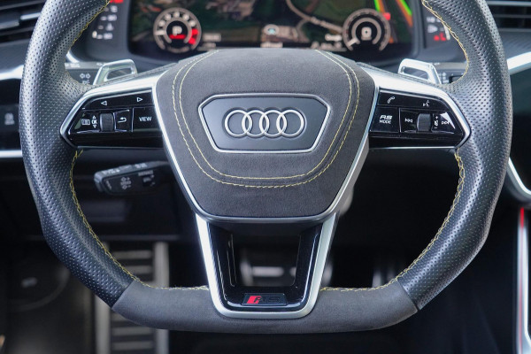 Audi RS6 Avant TFSI quattro / ABT uitlaat / RS dynamic pack / Vierwielsturing / 23 Inch LMV / Incl. BTW / Luchtvering / Pano / B&O Audi RS6 Avant TFSI quattro / ABT uitlaat / RS dynamic pack / Vierwielsturing / 23 Inch LMV / Incl. BTW / Luchtvering / Pano / B&O