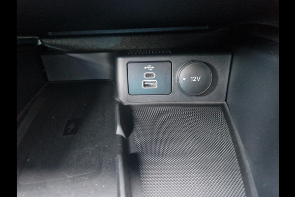 Ford Focus 1.0 EcoBoost Hybrid ST Line X | SCI | Winterpack | Automaat | 12.3 inch Digital Cockpit | Achteruitrijcamera | Draadloos opladen | Keyless Entry |