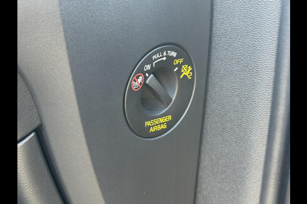 Volvo XC40 1.5 T3 Business Pro 1e Eig. Clima Navigatie Adaptive cruise Carplay Elektrisch klep