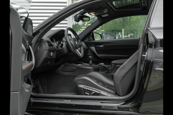 BMW 2 Serie Coupé M2 Competition - Manual - Dak - M-Sport Remmen - M-Driver Pack - M-Zetels