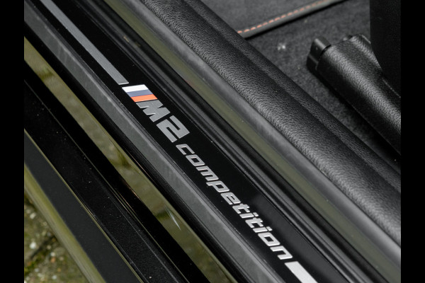 BMW 2 Serie Coupé M2 Competition - Manual - Dak - M-Sport Remmen - M-Driver Pack - M-Zetels
