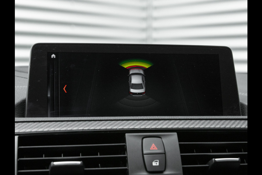BMW 2 Serie Coupé M2 Competition - Manual - Dak - M-Sport Remmen - M-Driver Pack - M-Zetels