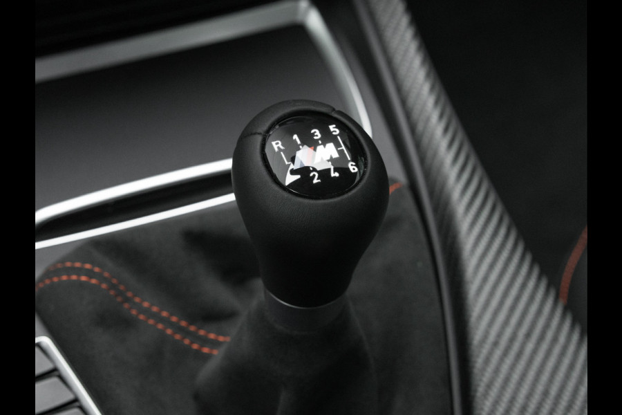 BMW 2 Serie Coupé M2 Competition - Manual - Dak - M-Sport Remmen - M-Driver Pack - M-Zetels