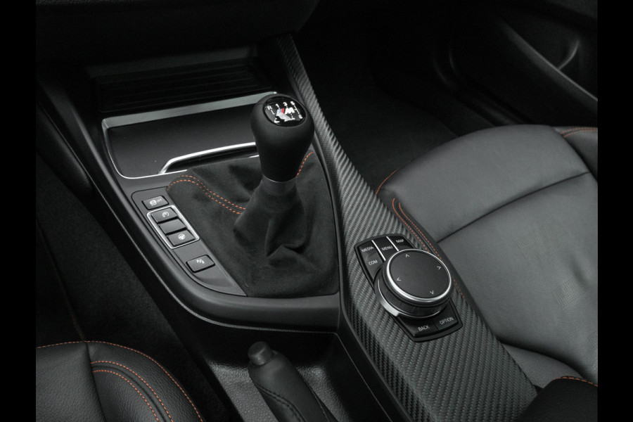 BMW 2 Serie Coupé M2 Competition - Manual - Dak - M-Sport Remmen - M-Driver Pack - M-Zetels