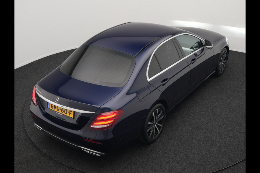 Mercedes-Benz E-Klasse 300 e 9MATIC Avantgarde Plug In Hybrid 320pk UNIEK 42.495km PHEV | Trekhaak af Fabriek | Camera | Sportstoelen Verwarmd | Apple Carplay | Led Koplampen |