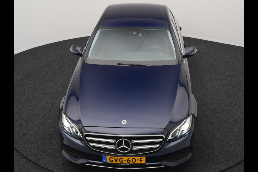 Mercedes-Benz E-Klasse 300 e 9MATIC Avantgarde Plug In Hybrid 320pk UNIEK 42.495km PHEV | Trekhaak af Fabriek | Camera | Sportstoelen Verwarmd | Apple Carplay | Led Koplampen |